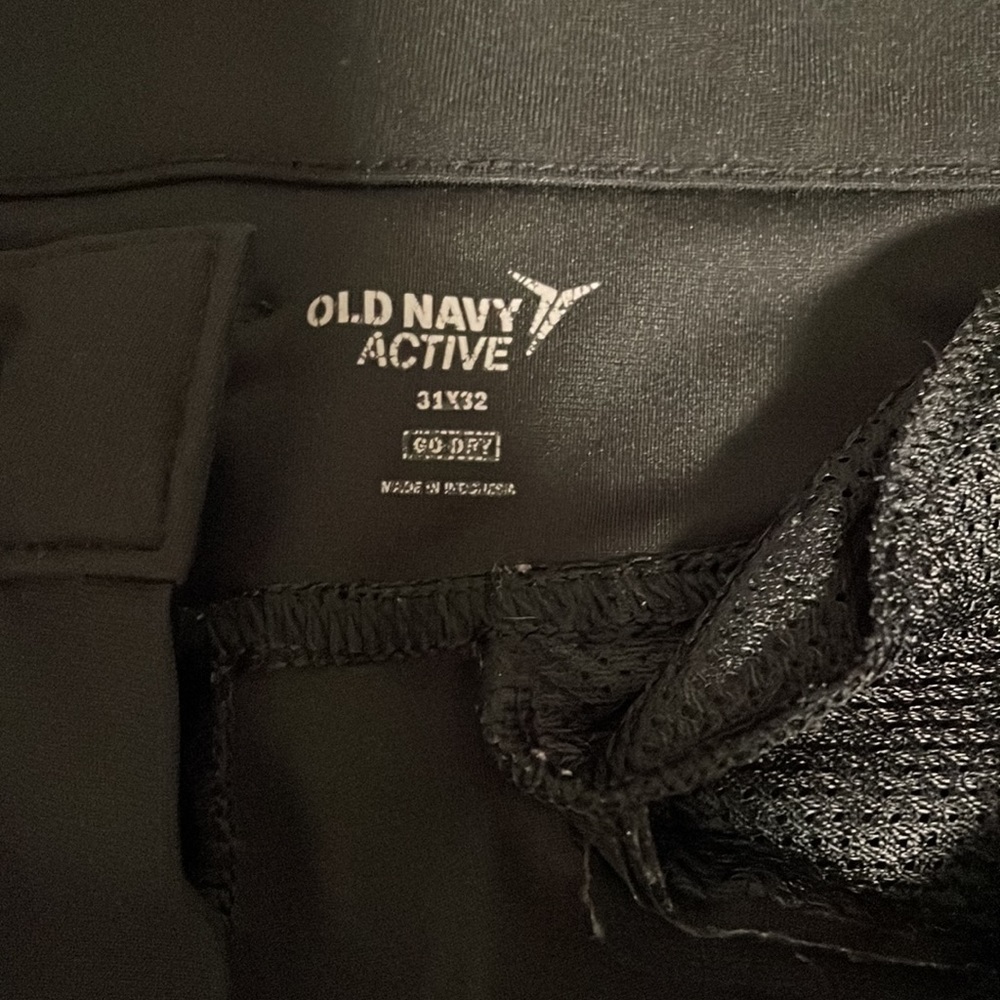 Old navy active pants - Picture 2 of 5